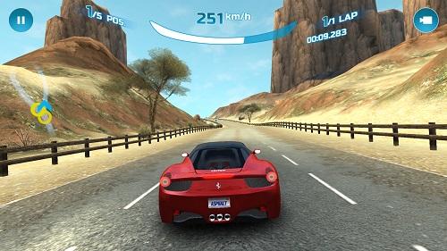 狂野飙车(Asphalt Nitro)安卓版截图1